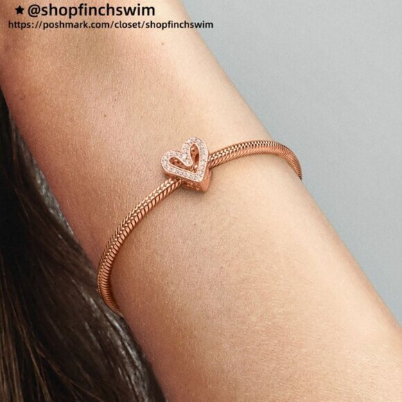 Pandora Sparkling Freehand Heart Charm - Picture 6 of 6